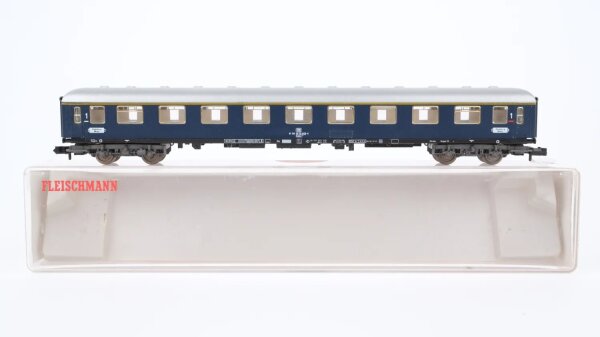 Fleischmann N 8110 Schnellzugwagen 1. Kl Avümz 111 DB