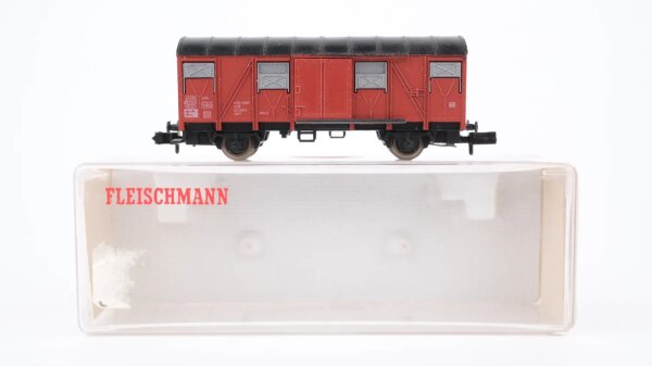 Fleischmann N 8330 Gedeckter Güterwagen Grs 204 DB