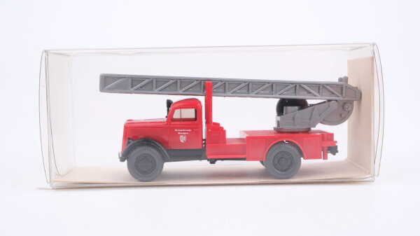 Wiking H0 18862 Opel Feuerwehr Drehleiter