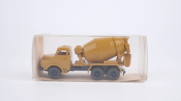 Wiking H0 68218 MB 2224 Betontransporter ocker