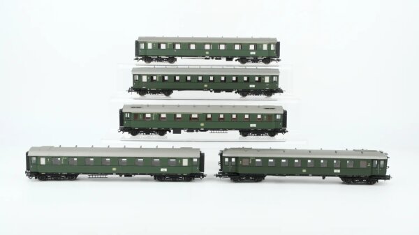 Liliput H0 Konvolut Abteilwagen 1.Kl. 1./2.Kl. 2.Kl. DB