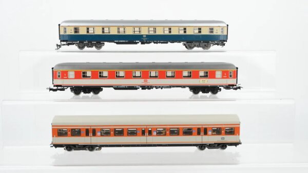 Märklin H0 Konvolut Abteilwagen 1.Kl. Personenwagen 2.Kl. DB