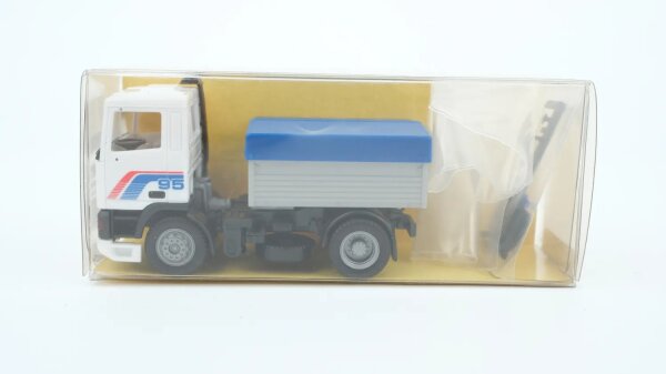 TRUCK-Line H0 8169 DAF Zugmaschine mit Ballast-Pritsche/Plane