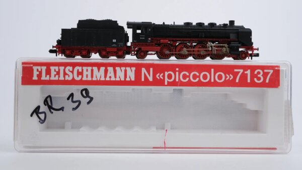 Fleischmann N 7137 Dampflok mit Tender BR 39 189 DR Gleichstrom
