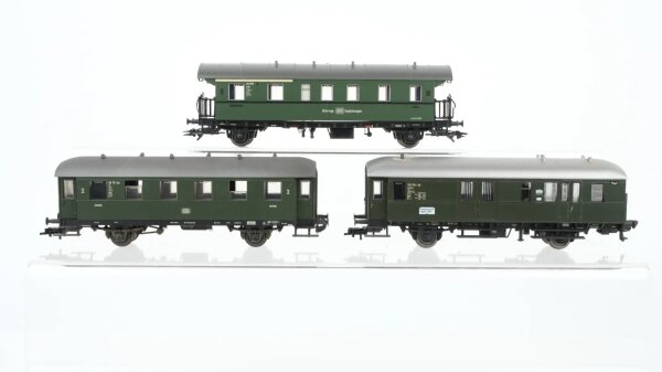 Märklin H0 Konvolut Donnerbüchse 2. Kl. Gepäckwagen Postwagen DB