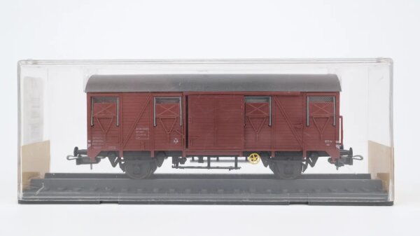 Röwa H0 2057 Gedeckter Güterwagen SNCF