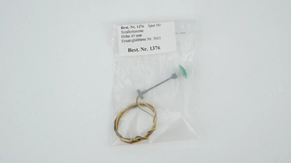 Schneider H0 1376-G Strassenlaterne grüner Schirm Glühbirne 14-16V - OVP NEU