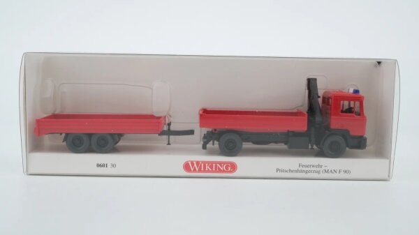 Wiking H0 060130 MAN F90 Feuerwehr Pritschenanhängerzug