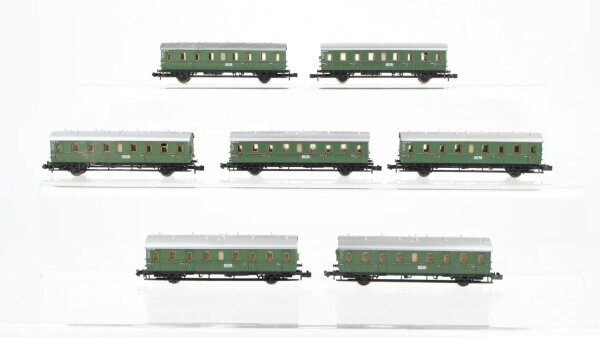 Minitrix N Konvolut Abteilwagen 3. Kl.