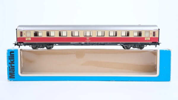 Märklin H0 4095 TEE Reisezugwagen (61 80 19-70 072-1), 1.Kl., Avümz / Avmhz 111 der DB