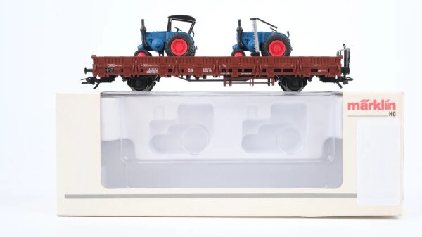 Märklin H0 46948 Rungenwagen mit Traktoren Rlmms 58 der DB