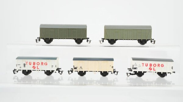 BTTB TT Konvolut gedeckte Güterwagen Tuborg DSB