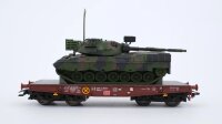 Märklin H0 48714 Schwerlast-Flachwagen mit Kampfpanzer Leopard 1 A1 Rlmmps 650 der DB AG
