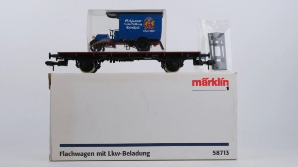 Märklin Spur 1 58713 Flachwagen mit Lkw-Beladung