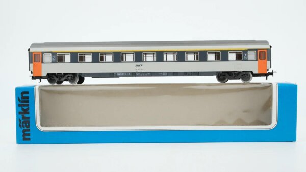 Märklin H0 4161 Reisezugwagen Eurofima A 9 der SNCF