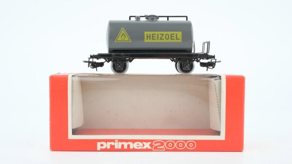 Primex H0 4582 Mineralöl-Kesselwagen  Einheitskesselwagen der DB