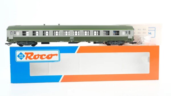 Roco H0 44605 UIC-Reisewagen SNCF 2. Kl. SNCF