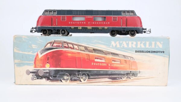 Märklin H0 3021 Diesellok BR V200 027 DB Wechselstrom