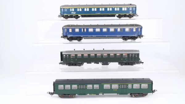 Roco ua H0 Konvolut Abteilwagen Schnellzugwagen 1./2./3. Kl. NS