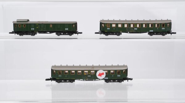 Märklin Z Konvolut Schnellzugwagen 3. Kl. Gepäckwagen DR