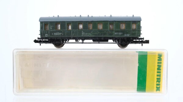 Minitrix N 51 3061 00 Personenwagen Wohn-Schlafwagen 992 9 130-4 DB