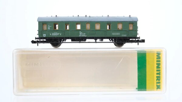 Minitrix N 51 3061 00 Personenwagen Wohn-Schlafwagen 992 9 130-4 DB