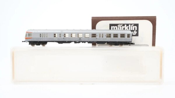 Märklin Z 8718 Reisezugwagen mit Steuerabtei DB