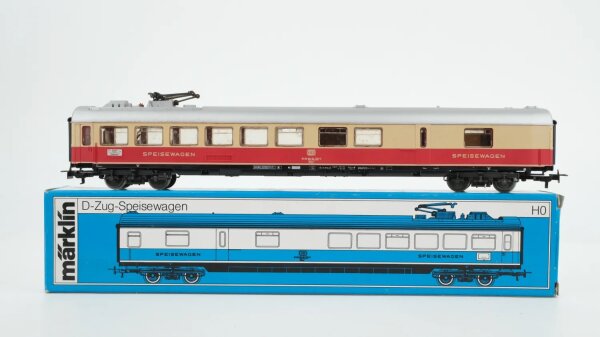 Märklin H0 4153 Speisewagen 88-94 331-0 DB