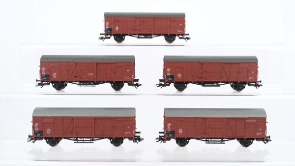 Märklin H0 Konvolut gedeckte Güterwagen DB