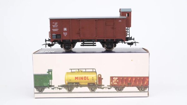 Piko H0 5/6438/014 Gedeckter Güterwagen mit Bremserhaus K.P.E.V.