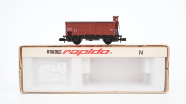 Arnold N 0426 gedeckter Güterwagen mit Bremserhaus DB