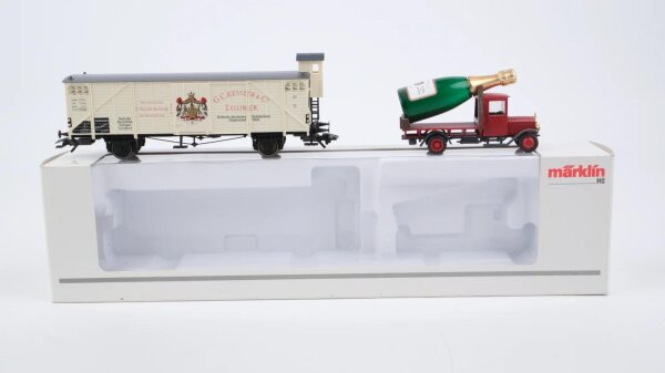 Märklin H0 48002 Museumswagen (Museum 2002) "Kessler & Co." + Mercedes LKW mit Sektflasche DR