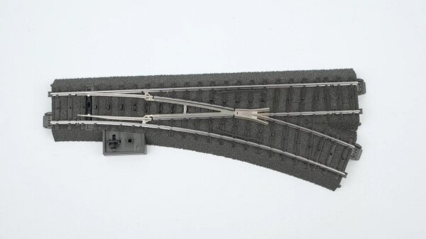 Märklin H0 24612 Weiche rechts 188,3 mm / R2=437,5 mm / 24,3° (ohne Decoder / ohne Antrieb)