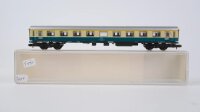 Minitrix N 51 3074 00 Schnellzugwagen 1.Kl. Aüm 232 DB
