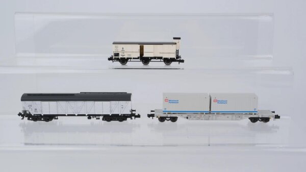 Minitrix N Konvolut gedeckte Güterwagen Schwerlastwagen mit Containern DB