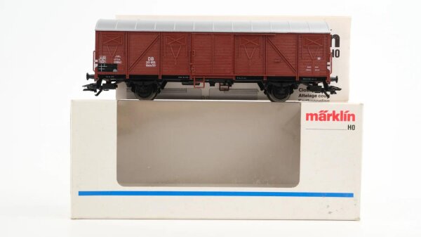 Märklin H0 4700 Gedeckter Güterwagen  Glmhs 50 der DB