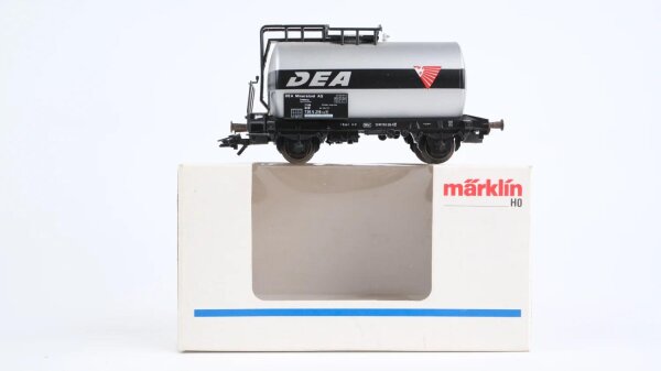 Märklin H0 4750 Mineralöl-Kesselwagen DEA Einheitskesselwagen der DB