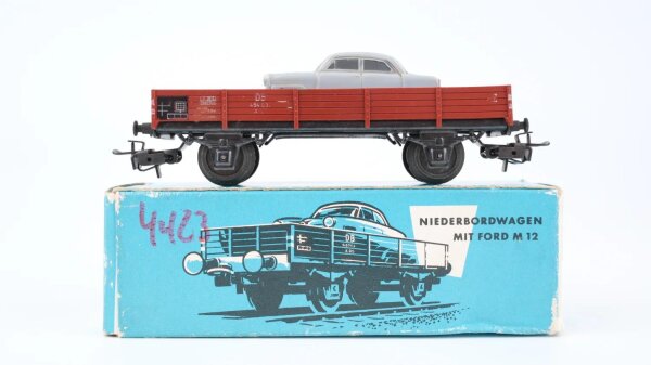 Märklin H0 4504 Niederbordwagen mit Ford M 12 DB