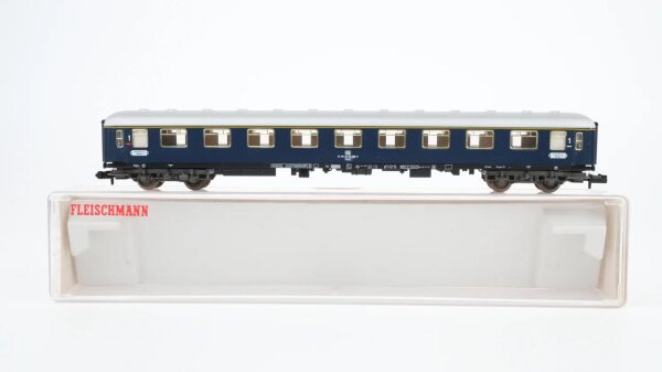 Fleischmann N 8110 Schnellzugwagen 1. Kl Avümz 111 DB