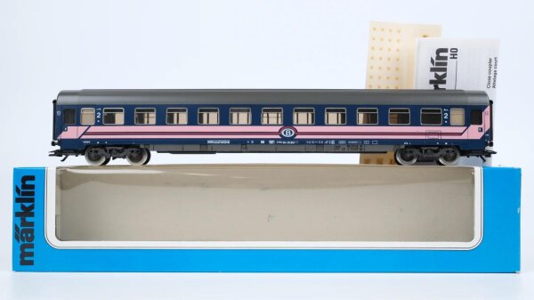 Märklin H0 4274 Reisezugwagen Bc 11 2.Kl. der SNCB