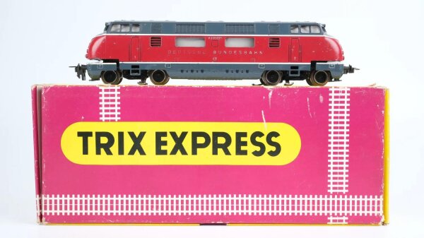 Trix Express H0 2260 Diesellok BR V200 035 DB 3 Leiter Gleichstrom