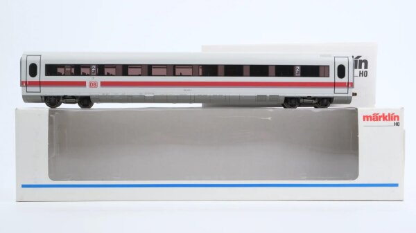 Märklin H0 43712 ICE Personenwagen 2. Kl. beleuchtet DB