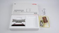 Märklin H0 46365 Rungenwagen mit Strohladung (R 02) und Lademaß der DB