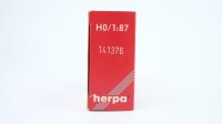 Herpa H0 141376 Amerikanischer Schulbus Make love not war Flower Power