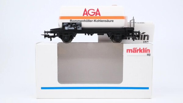 Märklin H0 44512 Gas-Kesselwagen AGA  Einheitskesselwagen der DB