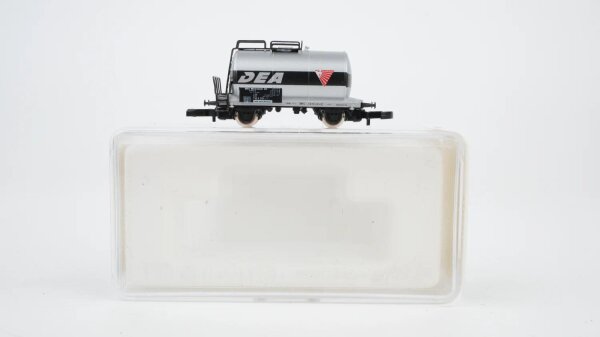 Märklin Z 8629 Einheitskesselwagen "DEA" DB