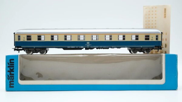 Märklin H0 4091 Schnellzugwagen Aüm 203 1. Kl (mit Beleuchtung) DB
