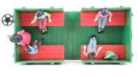 LGB G Hochbordwagen mit Sitzgarnituren und Figuren