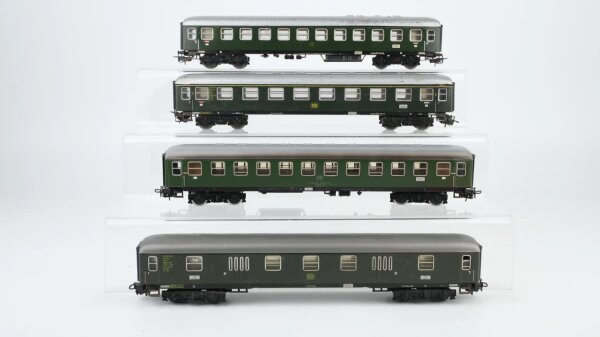 Märklin H0 Konvolut Grossraumwagen 1.Kl. 2.Kl. Abteilwagen 2.Kl. Packwagen DB