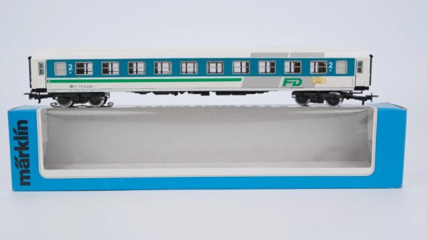Märklin H0 4221 Schnellzugwagen 2.Kl. FD mit Beleuchtung DB